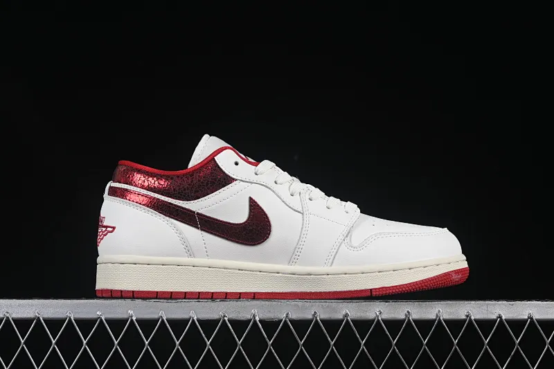 All categories Air Jordan Jordan series basketball shoes Air Jordan 1 Low Air Jordan 1 Low AJ1 Joe 1 white and red low-top cultural and casual sneakers HJ9338-106